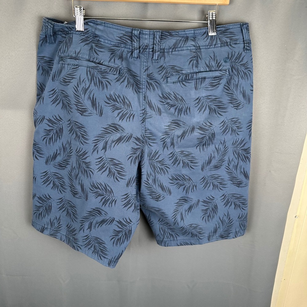 Lucky Brand Mens Blue Palm Leaf Tropical Print Shorts Size 34 TMD2190 - Picture 6 of 9